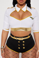 A Mile High 6 Piece Costume - Black/White