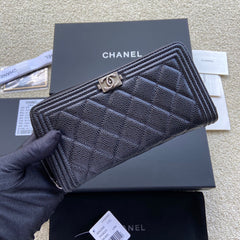 CC Sliver Buckle Boy Zipper Coin Wallet Black Caviar 229743