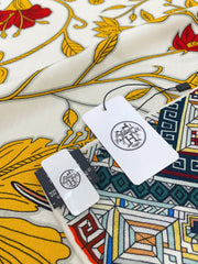 Le Jaguar Et Le Colibri Shawl 135 CM Yellow Colorful Cashmere And Silk 357903
