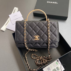 CC Woc 20cm Top Handle Black Grained Calfskin