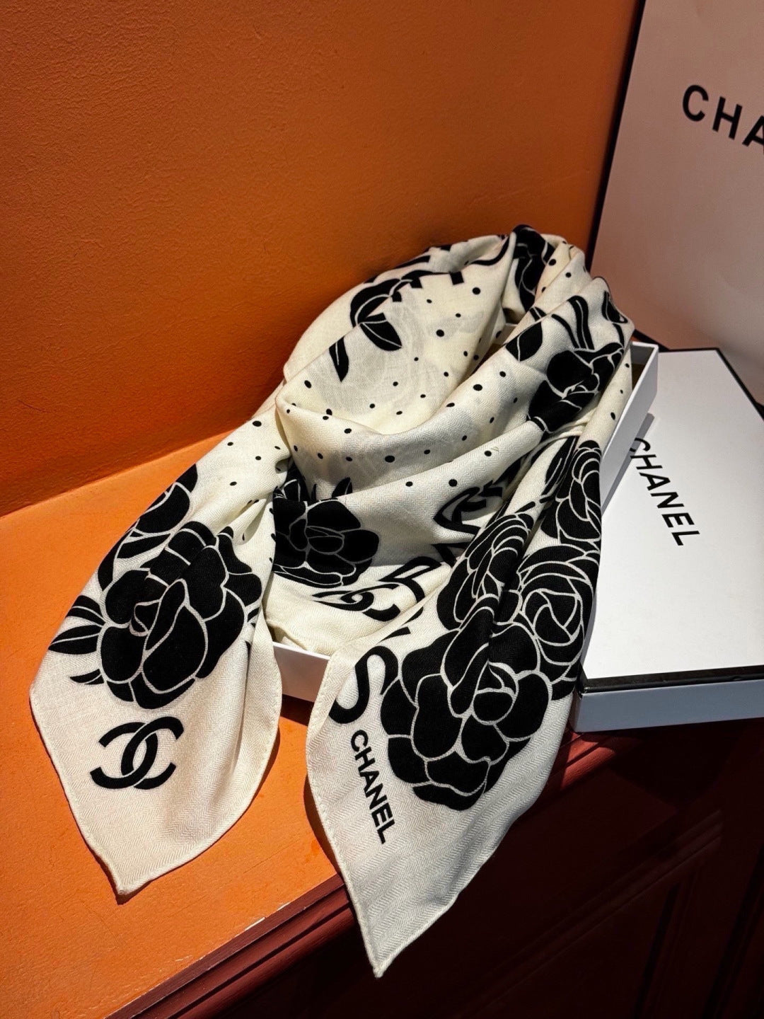 Chanel 26s Scarf 140 In Cashmere Silk 309331